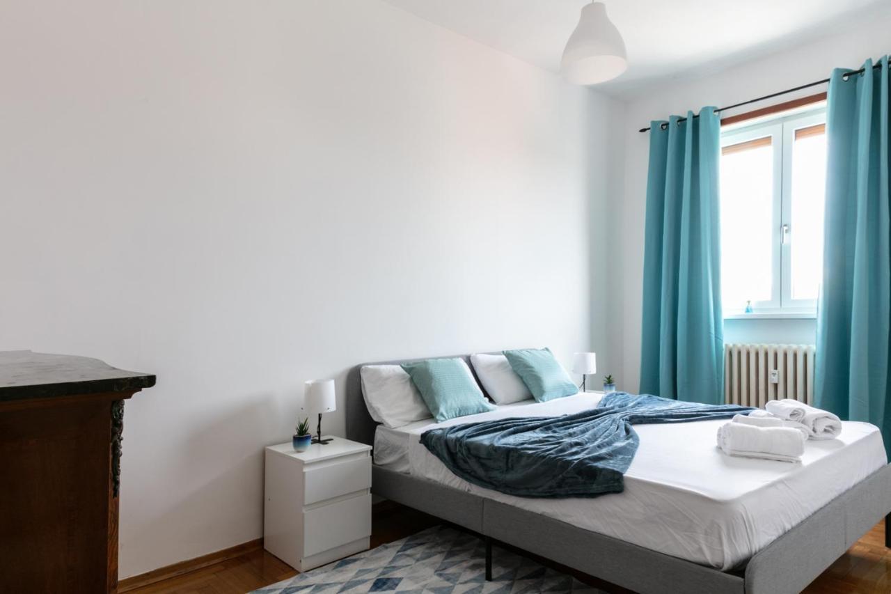 Dehomes - Luxury Grand Suite Милано Екстериор снимка